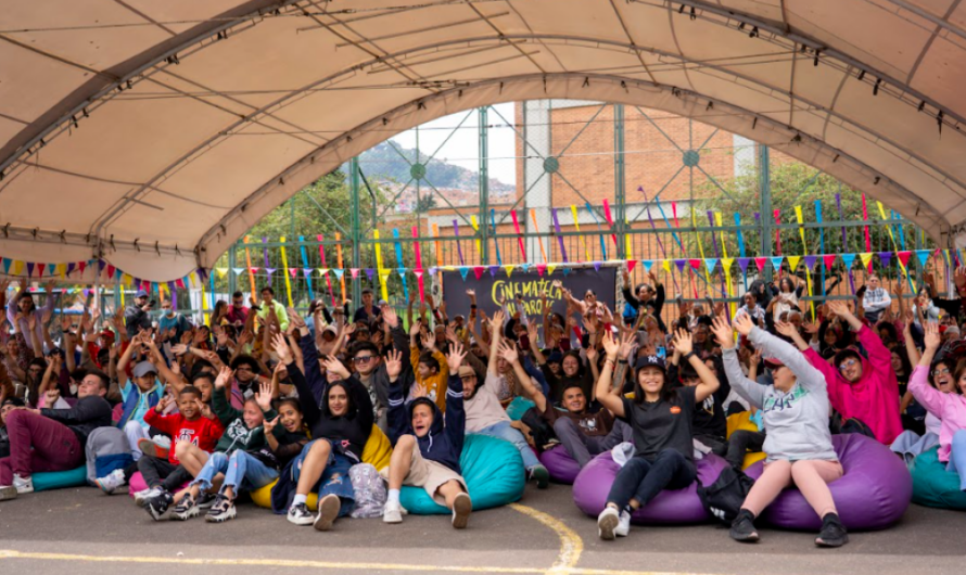 Cinemateca al Parque llega a Los Mártires: Cine gratuito y talleres al aire libre